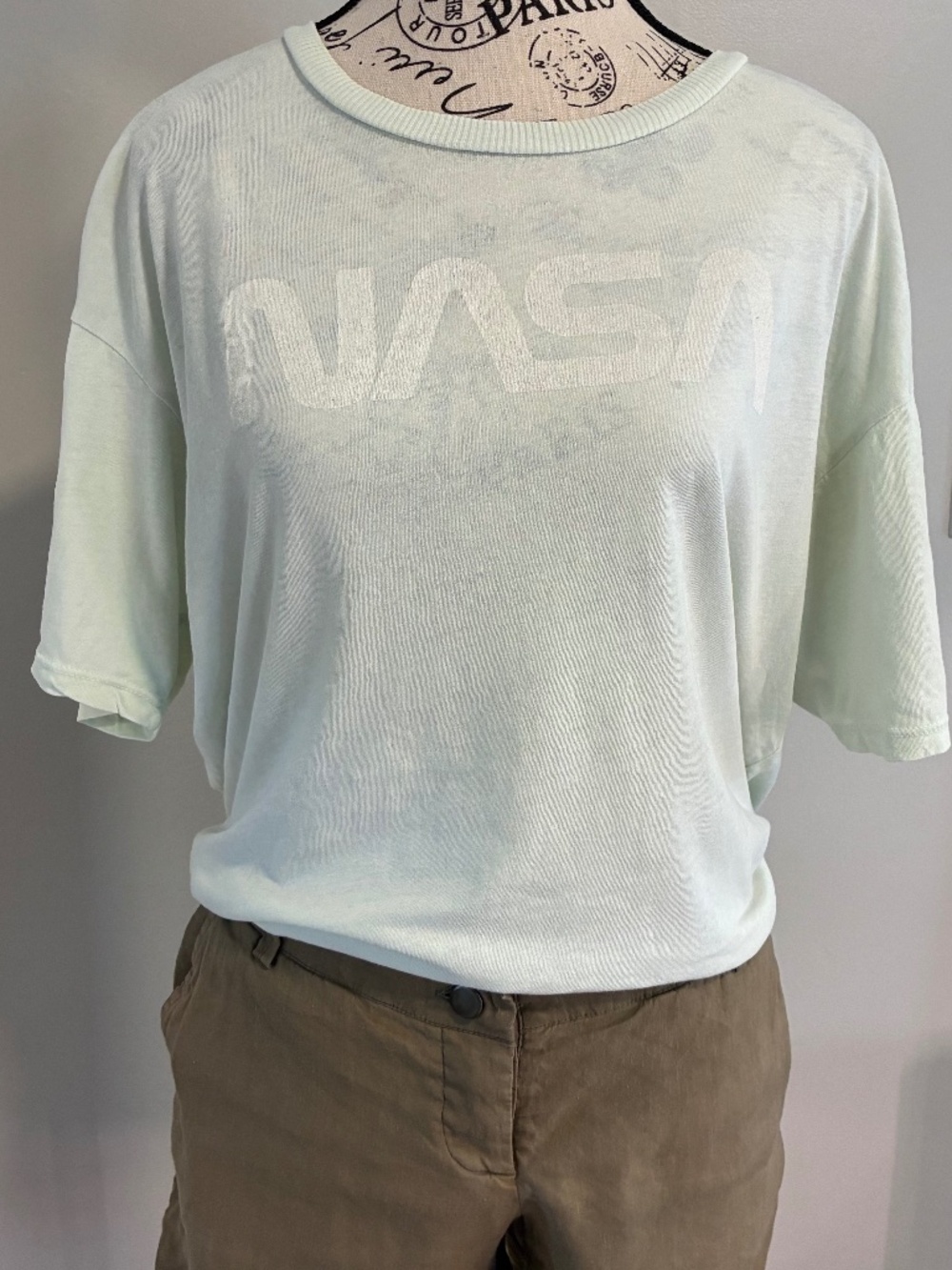 NASA light green cropped short sleeve top Size L by American Eagle Outfitters